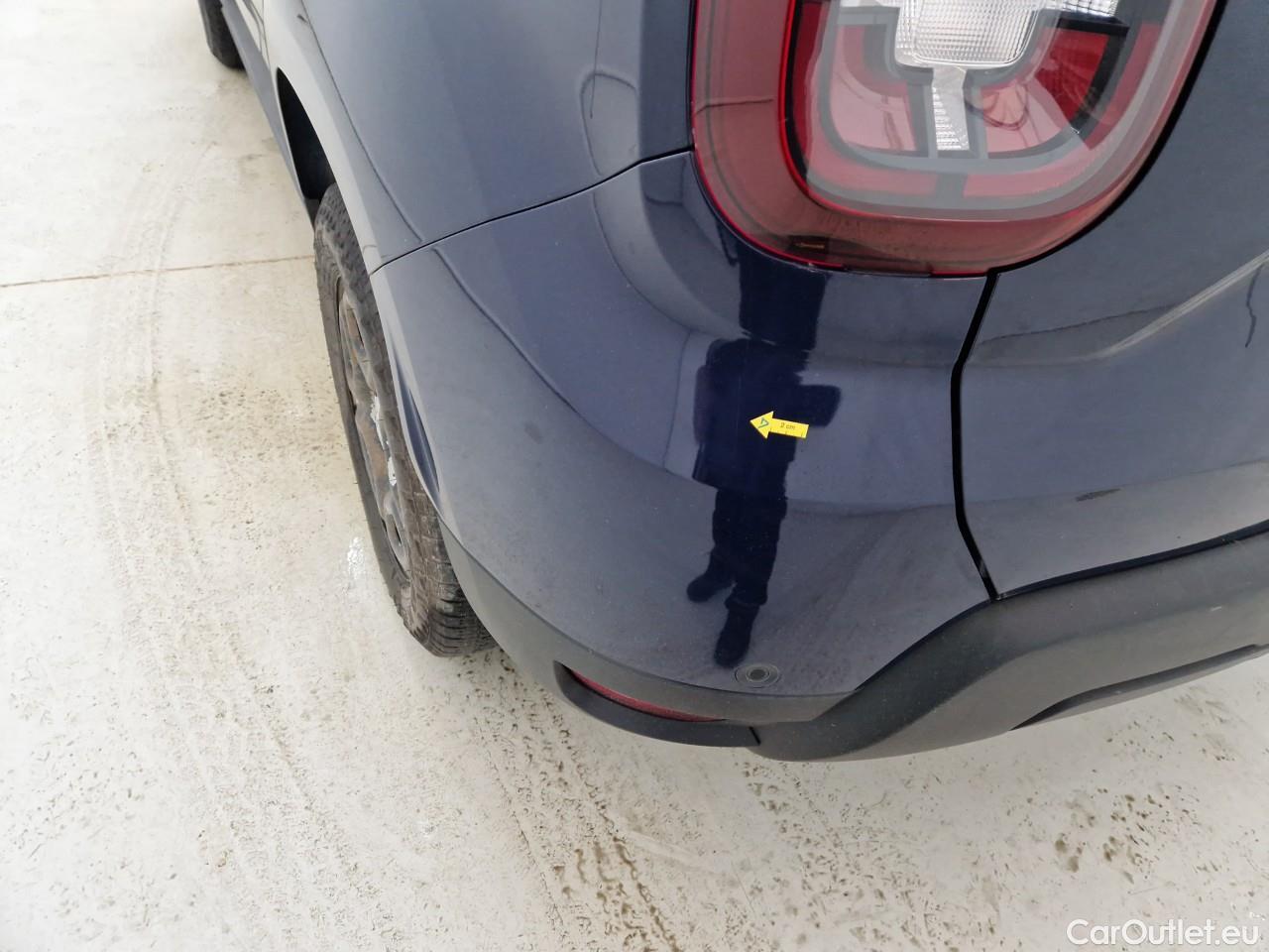  Dacia  Duster 1.5 Blue dCi 115CP Comfort 4WD #40