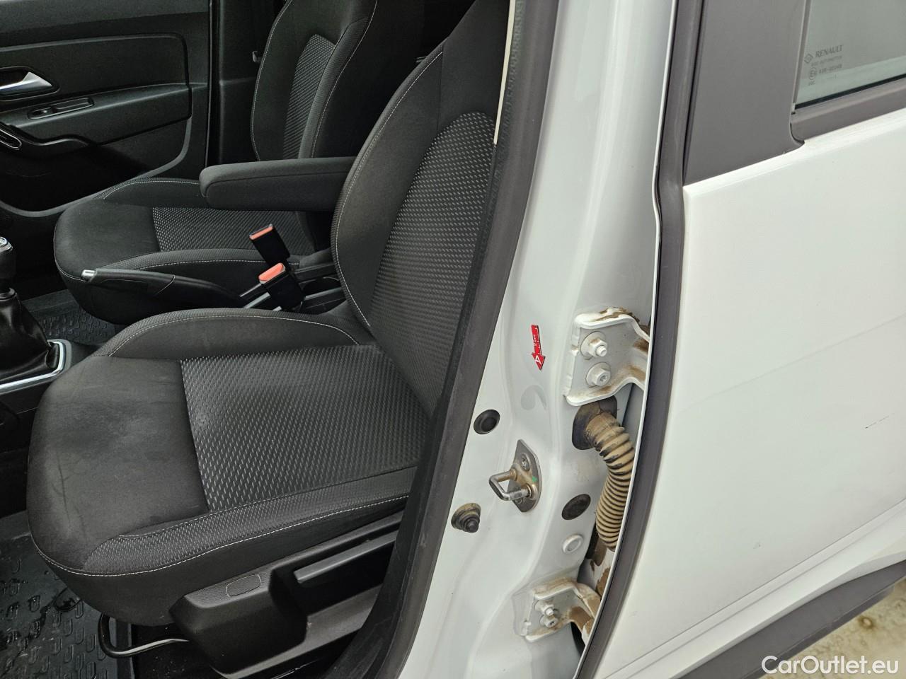  Dacia  Duster 1.5 Blue dCi 115CP Comfort 4WD #48