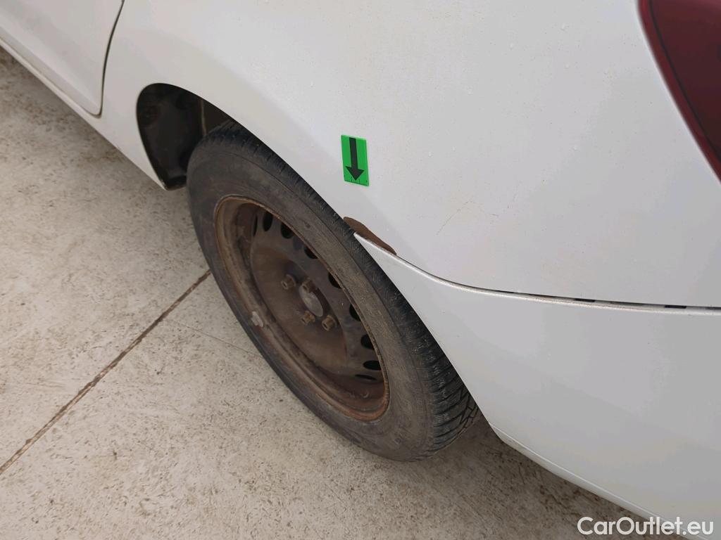  Dacia  Logan 1.5 Blue dCi 95CP Laureate #35