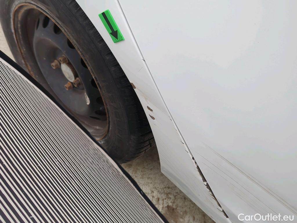  Dacia  Logan 1.5 Blue dCi 95CP Laureate #22