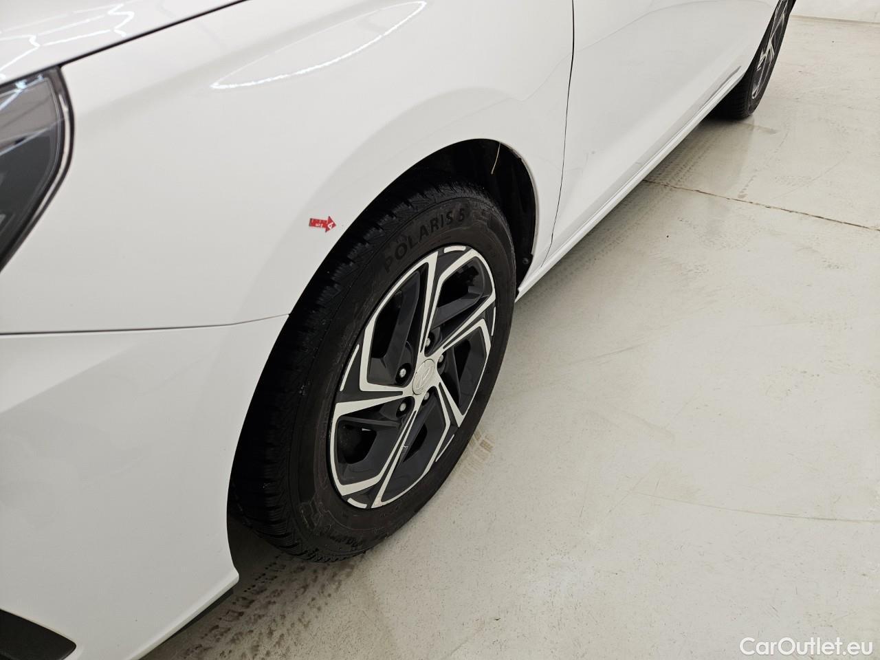  Hyundai  i30 1.5 110CP Highway #6