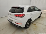 i30