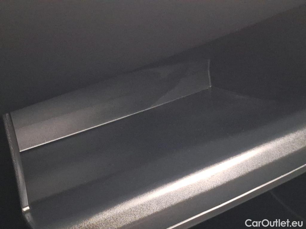  Toyota  C-HR 2.0 HSD C-ult Style #8