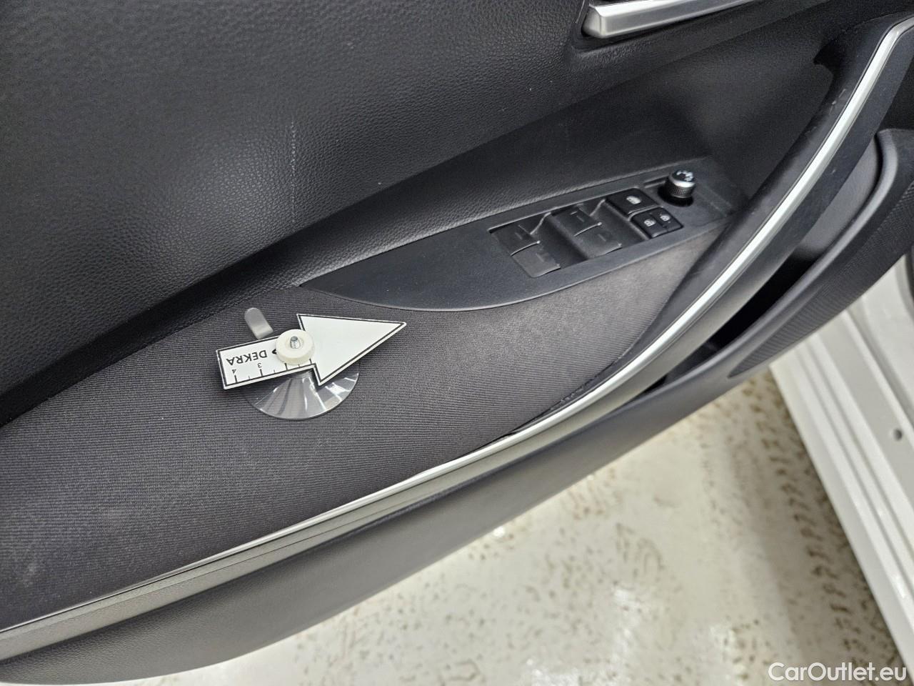  Toyota  Corolla 1.8 Hybrid Business HSD E-CVT #19