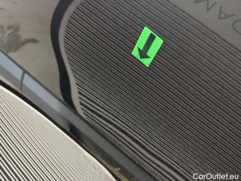  Toyota  C-HR 1.8 HSD Cult 31 #18