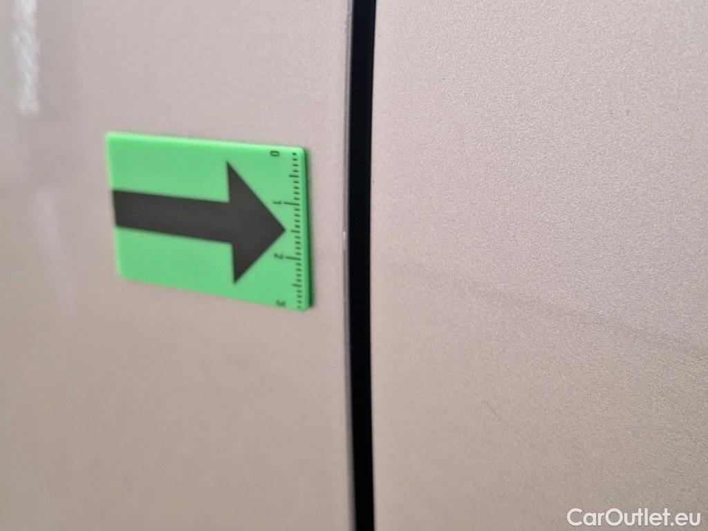  Toyota  C-HR 2.0 HSD C-ult Style #18