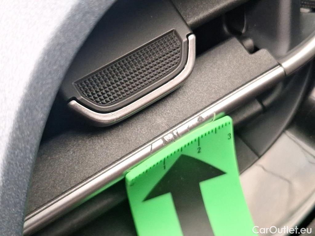  Toyota  C-HR 2.0 HSD C-ult Style #16