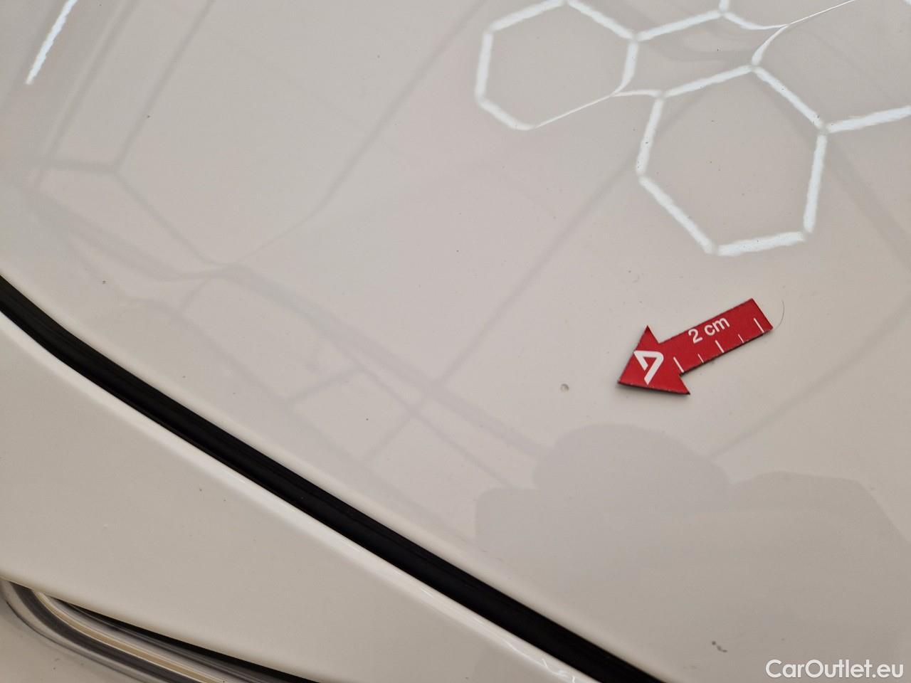  Toyota  Corolla 1.8 Hybrid Dynamic HSD TS E-CVT #10