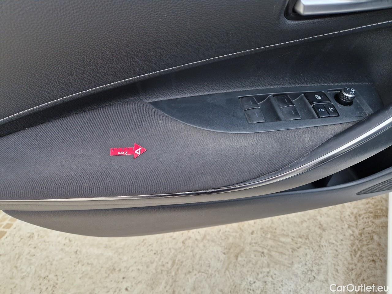  Toyota  Corolla 1.8 Hybrid Dynamic HSD TS E-CVT #17