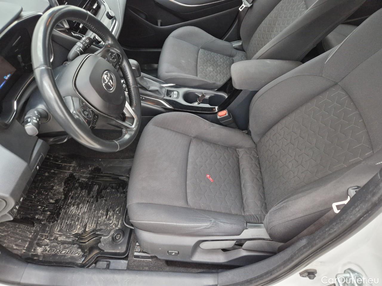  Toyota  Corolla 1.8 Hybrid Dynamic HSD TS E-CVT #19