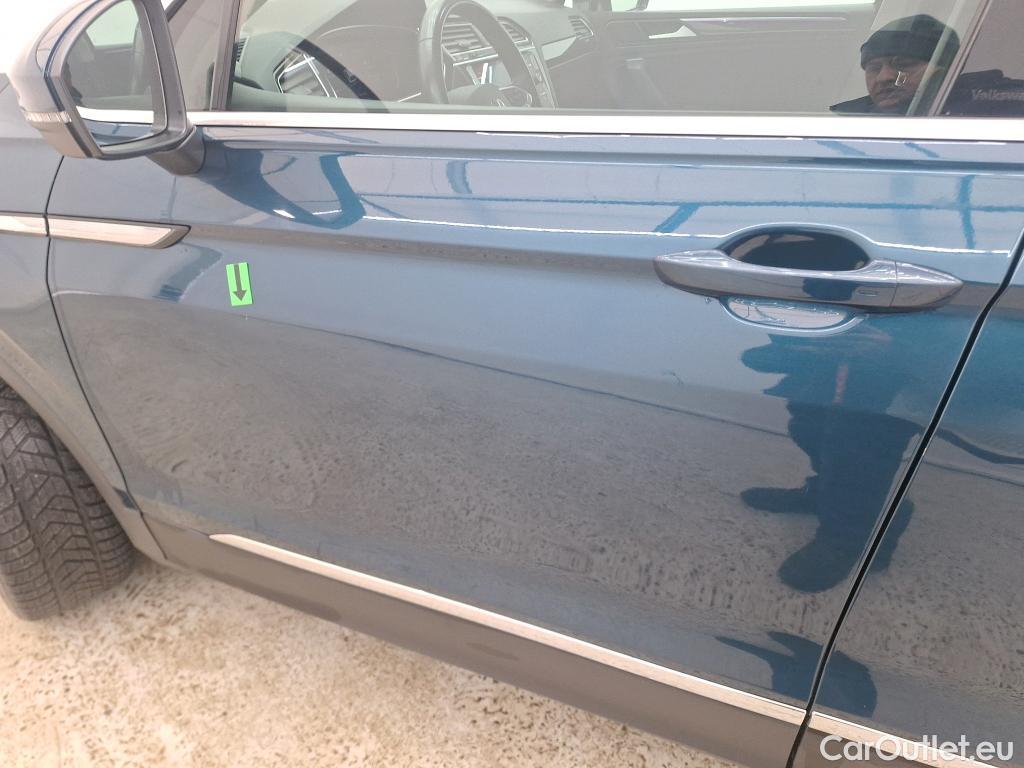  Volkswagen  Tiguan Elegance 2.0 TDI 150CP DSG 4Motion #21