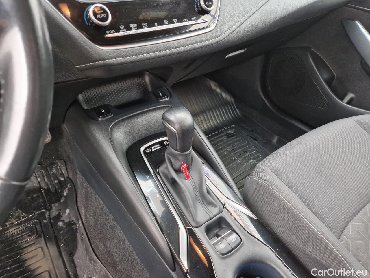  Toyota  Corolla 1.8 Hybrid Dynamic HSD TS E-CVT #33