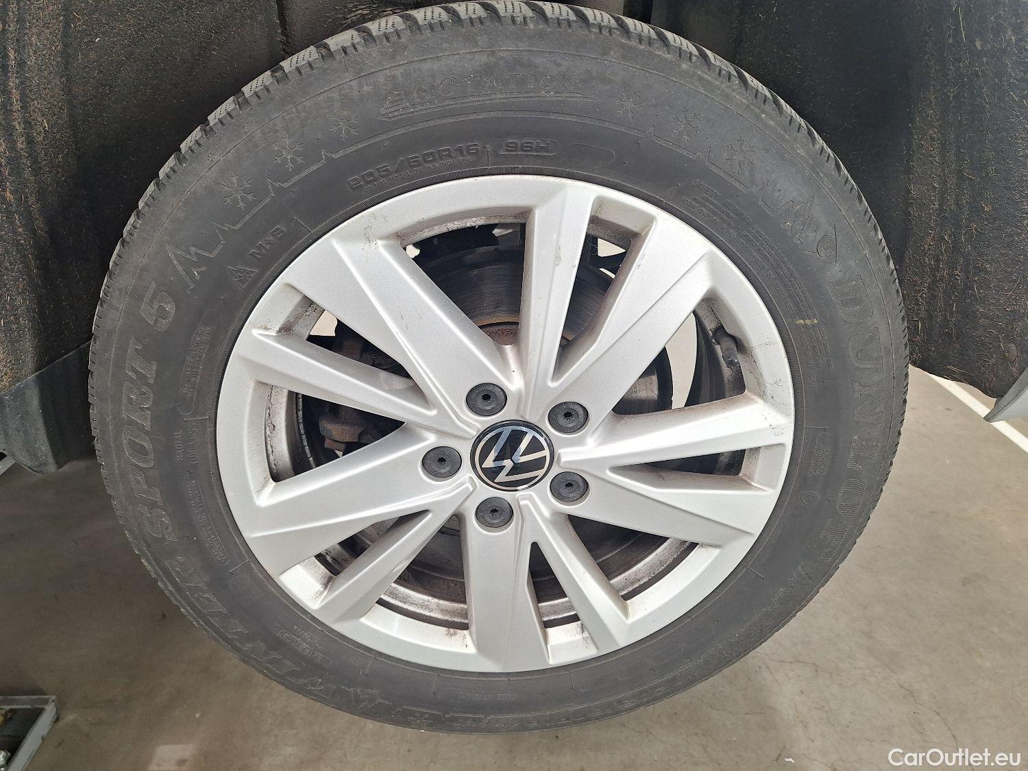  Volkswagen  Touran VW,  '15, Volkswagen  1.5 TSi Highline DSG 5d 7pl #17