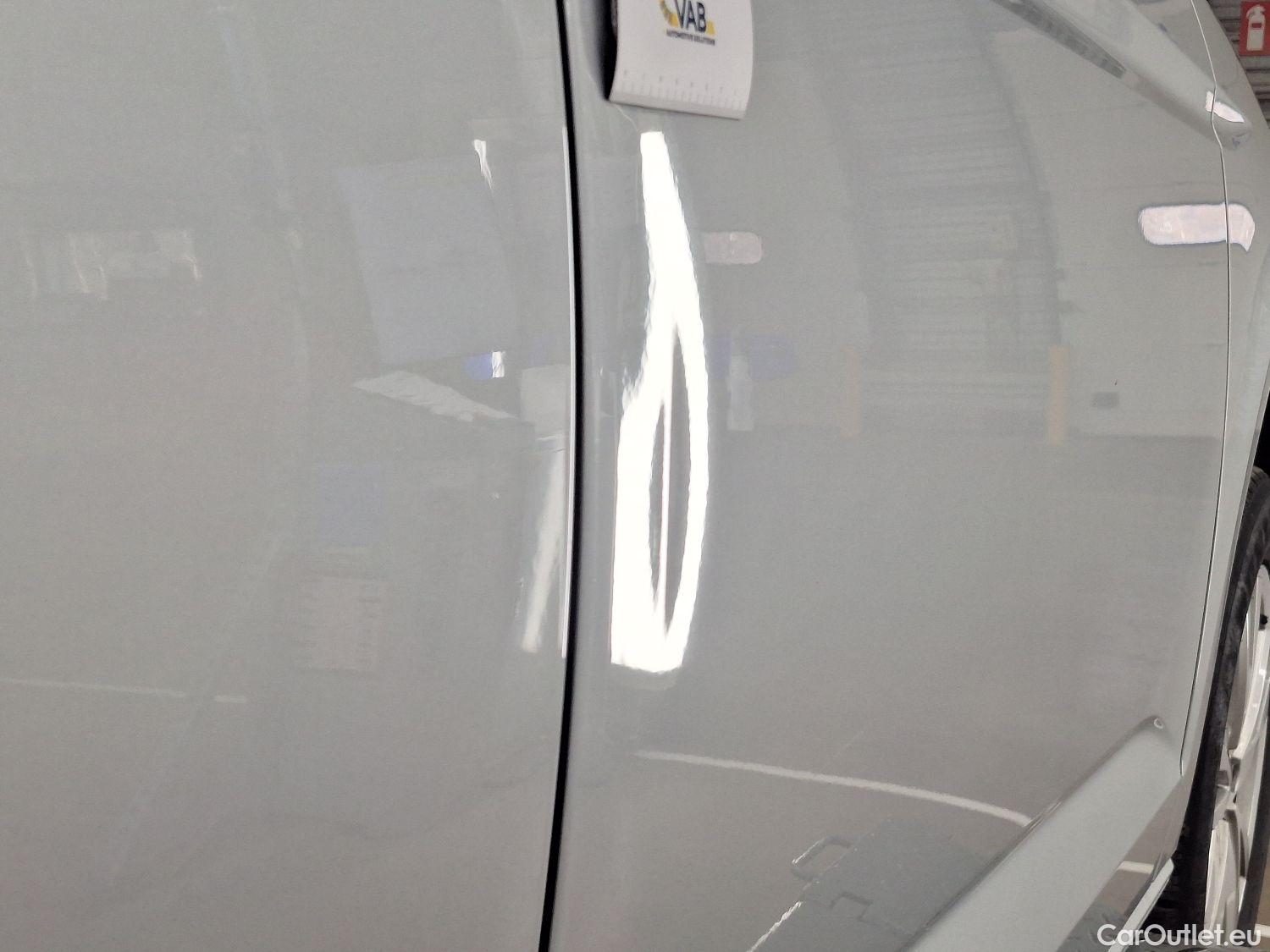  Volkswagen  Touran VW,  '15, Volkswagen  1.5 TSi Highline DSG 5d 7pl #9