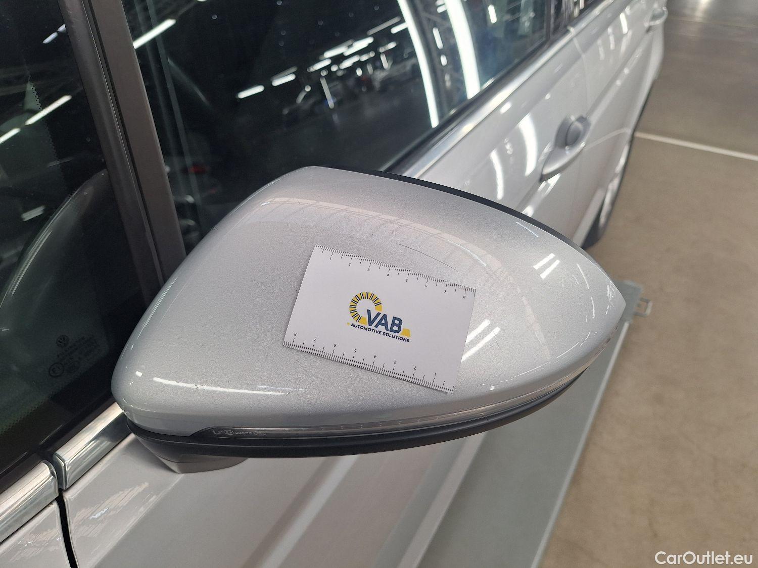  Volkswagen  Touran VW,  '15, Volkswagen  1.5 TSi Highline DSG 5d 7pl #41