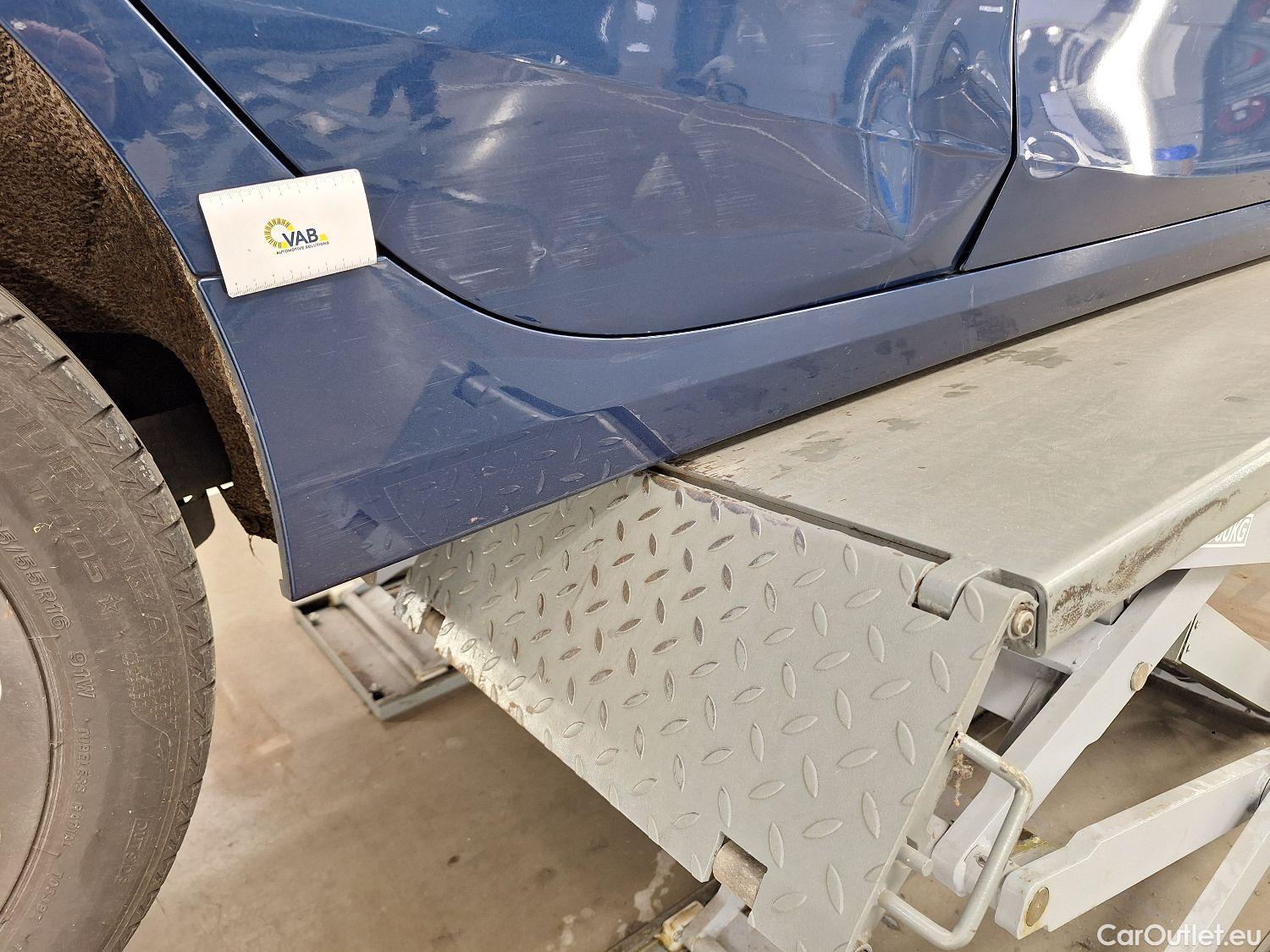  Bmw  Serie 1 BMW, 1-serie '19, BMW 1 Reeks Hatch 116d (85 kW) 5d #19