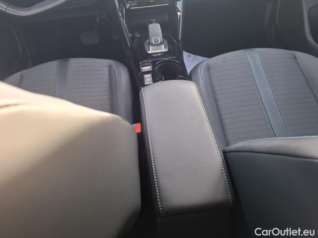  Peugeot  2008  Allure Business 1.2 PureTech 130CV BVA8 E6d #27