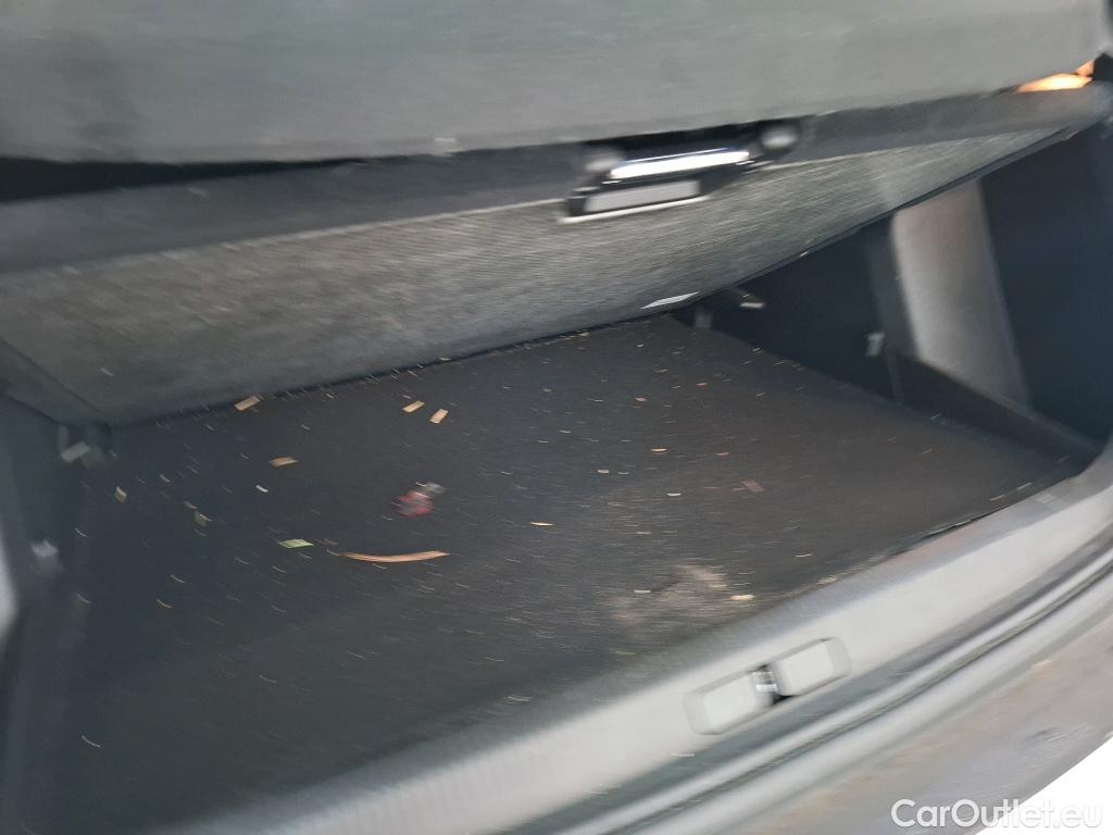  Peugeot  2008  Allure Business 1.2 PureTech 130CV BVA8 E6d #25