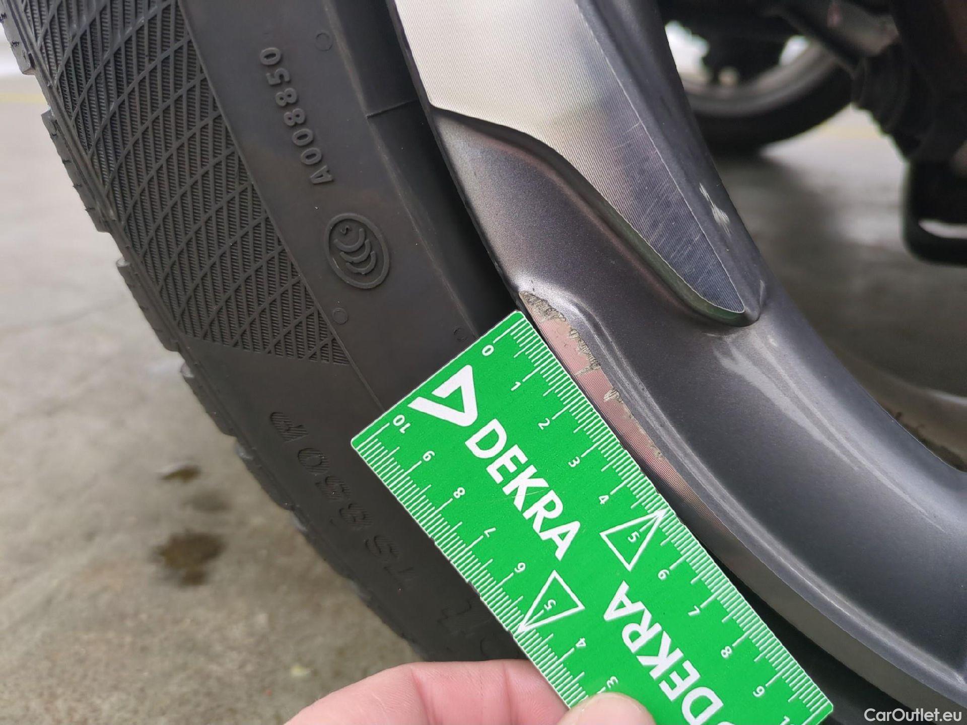  DS  DS7 7 Crossback Executive 2.0 BlueHDi 180CV BVA8 E6d #18