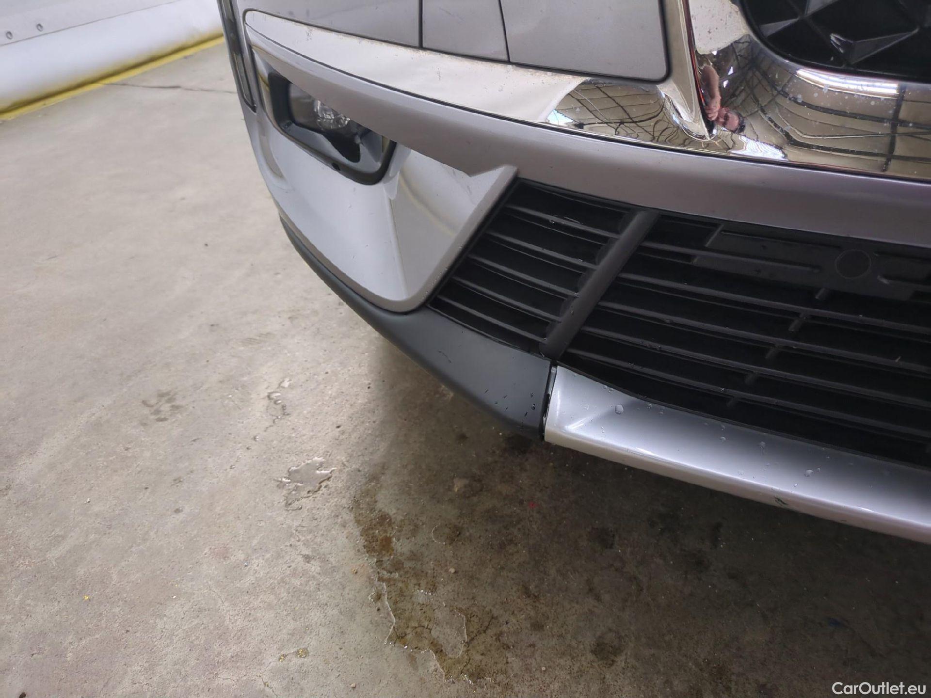  DS  DS7 7 Crossback Executive 2.0 BlueHDi 180CV BVA8 E6d #30