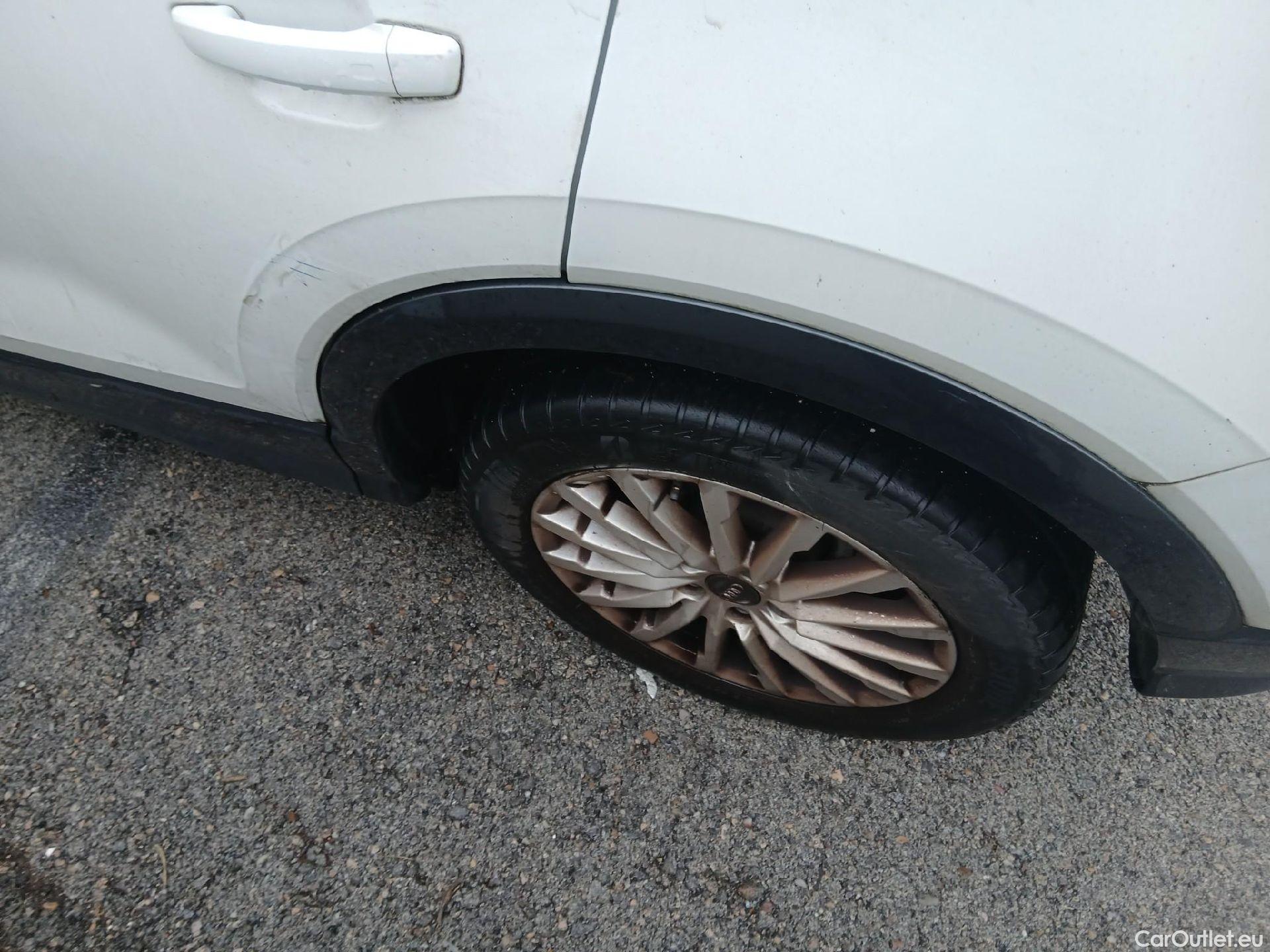  Audi  Q2 AUDI  / 2016 / 5P / todoterreno Design 30 TFSI 85kW (116CV) #19