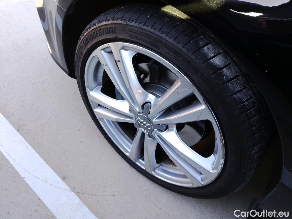  Audi  A3 AUDI  / 2020 / 5P / berlina con portón Sportback S line 40 TFSI e 150kW S tron #1