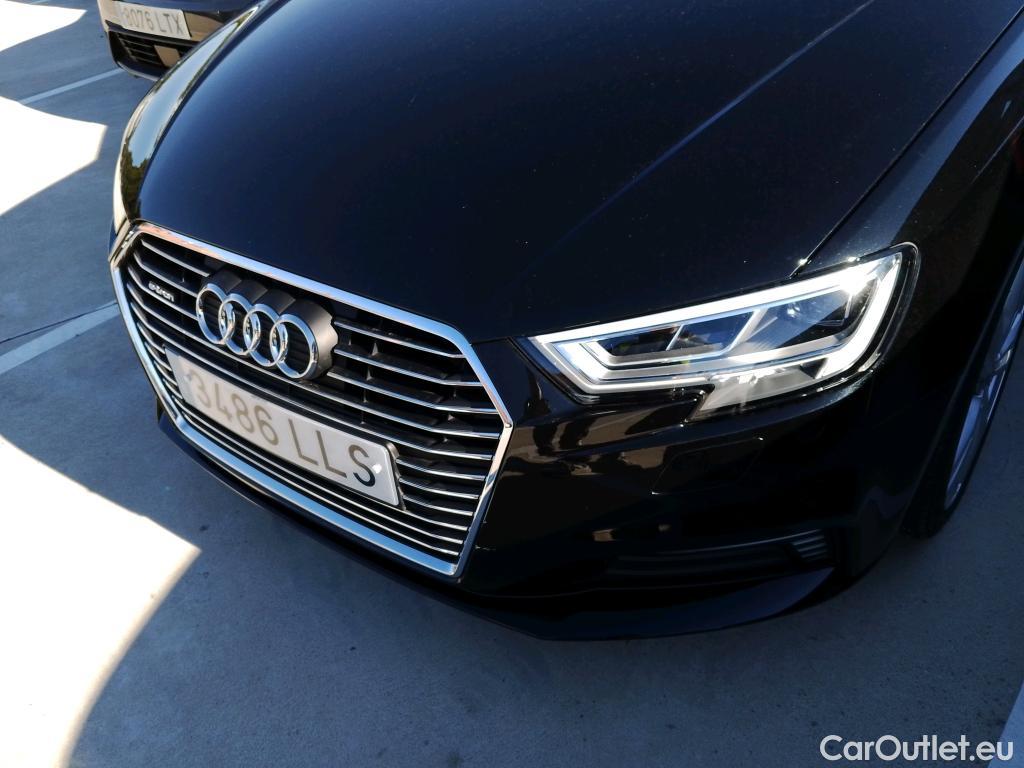  Audi  A3 AUDI  / 2020 / 5P / berlina con portón Sportback S line 40 TFSI e 150kW S tron #25