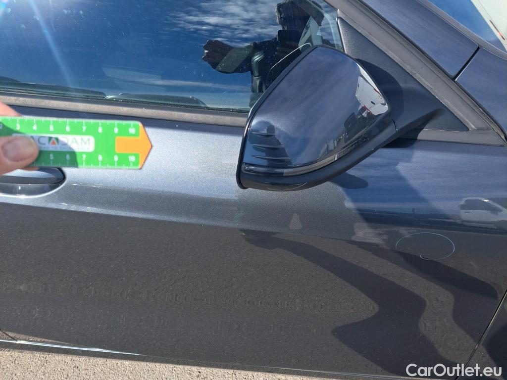  Bmw  Serie 1 BMW  / 2019 / 5P / berlina con portón 118i #22