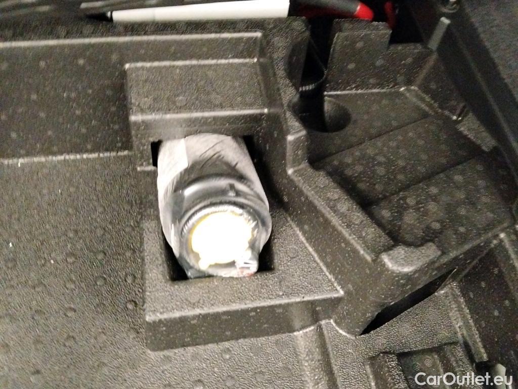  Audi  Q5 AUDI  / 2016 / 5P / todoterreno S line 35 TDI 120kW S tronic #3