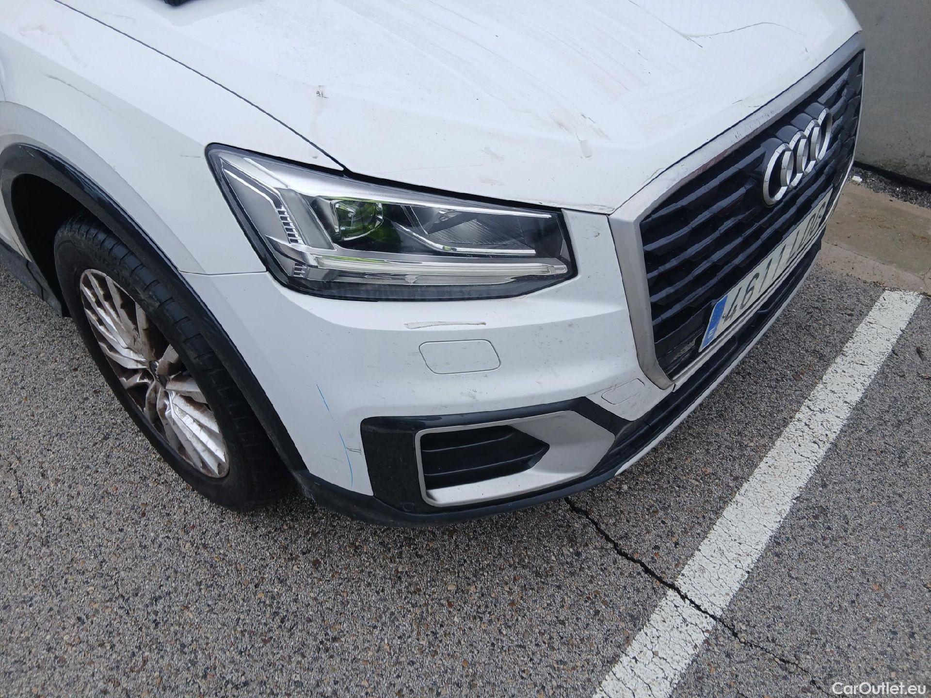  Audi  Q2 AUDI  / 2016 / 5P / todoterreno Design 30 TFSI 85kW (116CV) #2