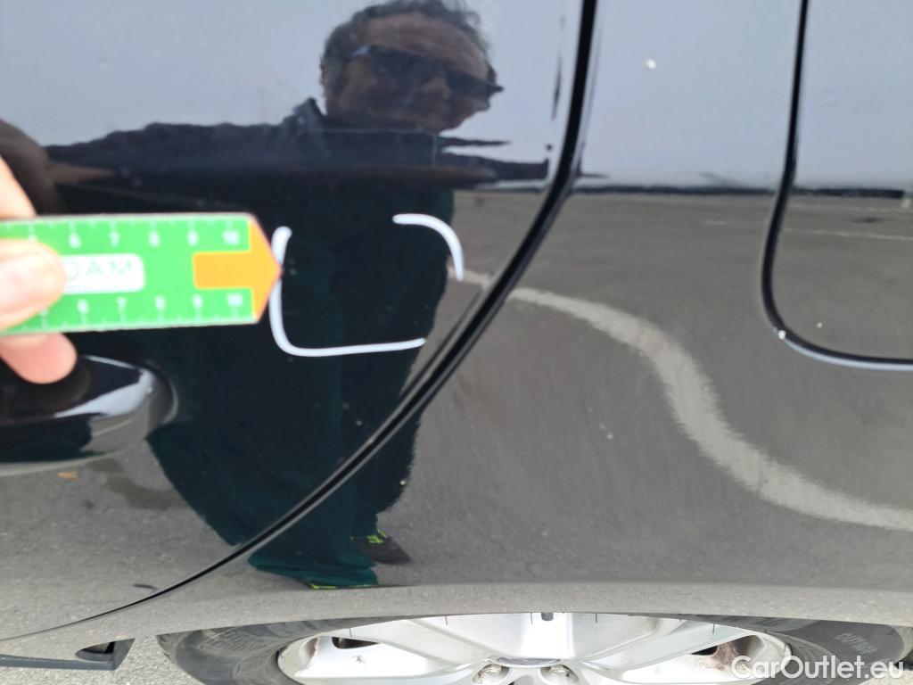  Ford  Focus FORD  / 2018 / 5P / familiar 1.5 Ecoblue 88kW Trend+ Auto Sportbr. #20