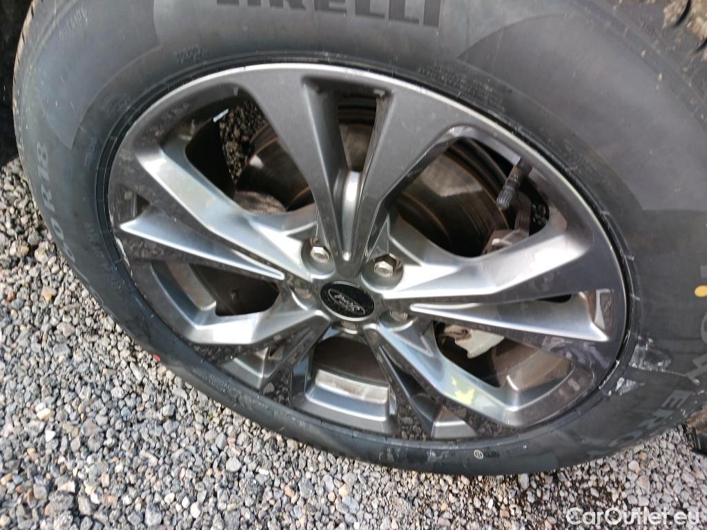  Ford  Kuga FORD  / 2019 / 5P / todoterreno ST-Line X 2.5 Duratec PHEV 165kW Auto #7