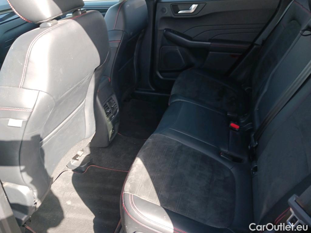  Ford  Kuga FORD  / 2019 / 5P / todoterreno ST-Line X 2.5 Duratec PHEV 165kW Auto #4