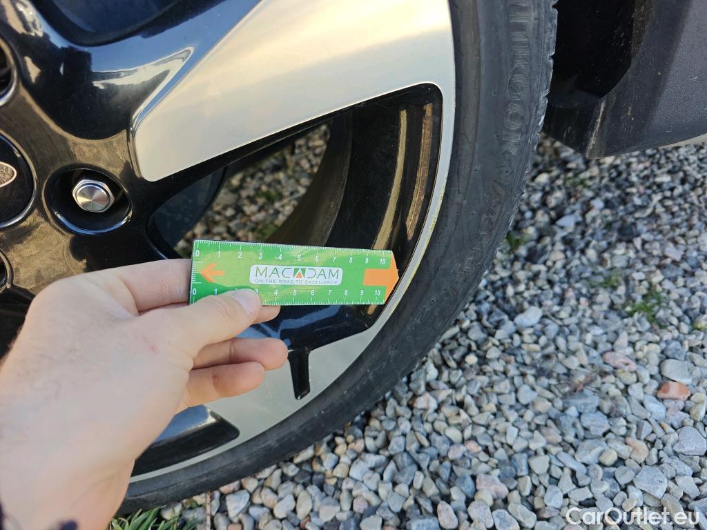  Ford  Fiesta FORD  / 2017 / 5P / berlina con portón 1.5 TDCi 63kW (85CV) Active 5p #16