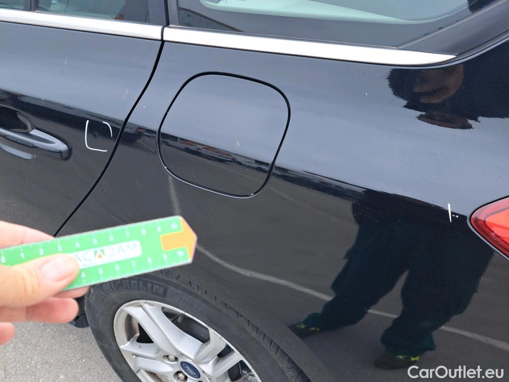  Ford  Focus FORD  / 2018 / 5P / familiar 1.5 Ecoblue 88kW Trend+ Auto Sportbr. #21