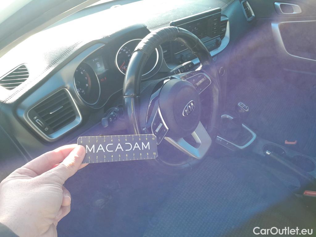  KIA  Cee'd KIA Ceed / 2018 / 5P / berlina con portón 1.0 T-GDi 88kW (120CV) Concept #29