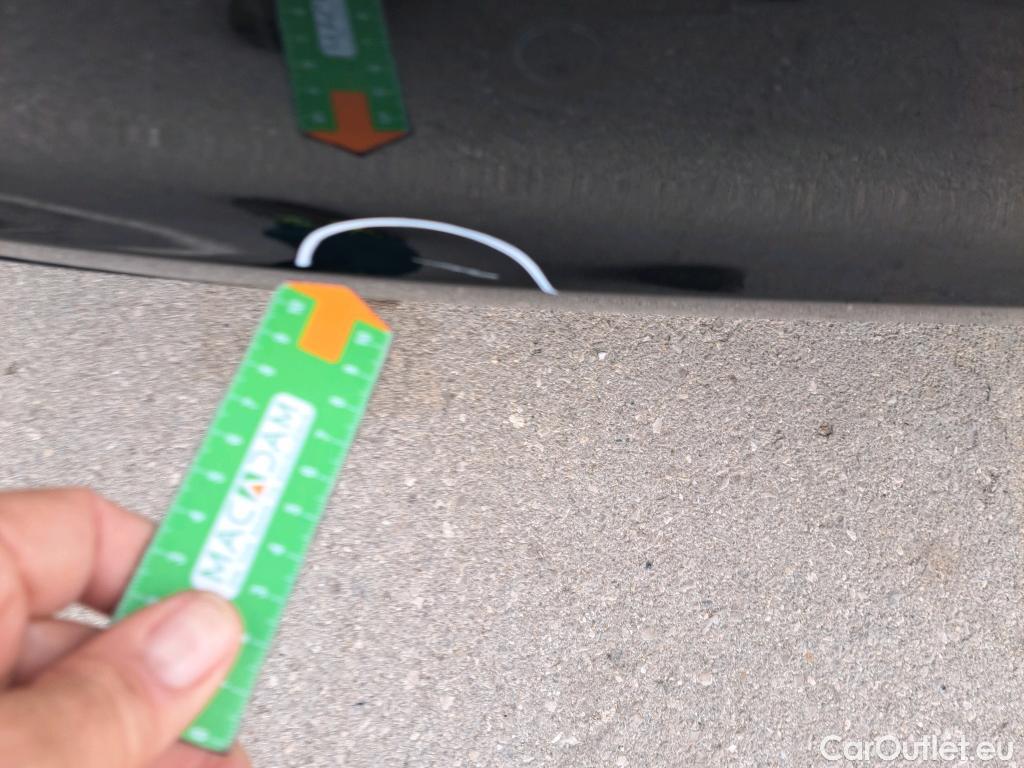  Ford  Focus FORD  / 2018 / 5P / familiar 1.5 Ecoblue 88kW Trend+ Auto Sportbr. #12