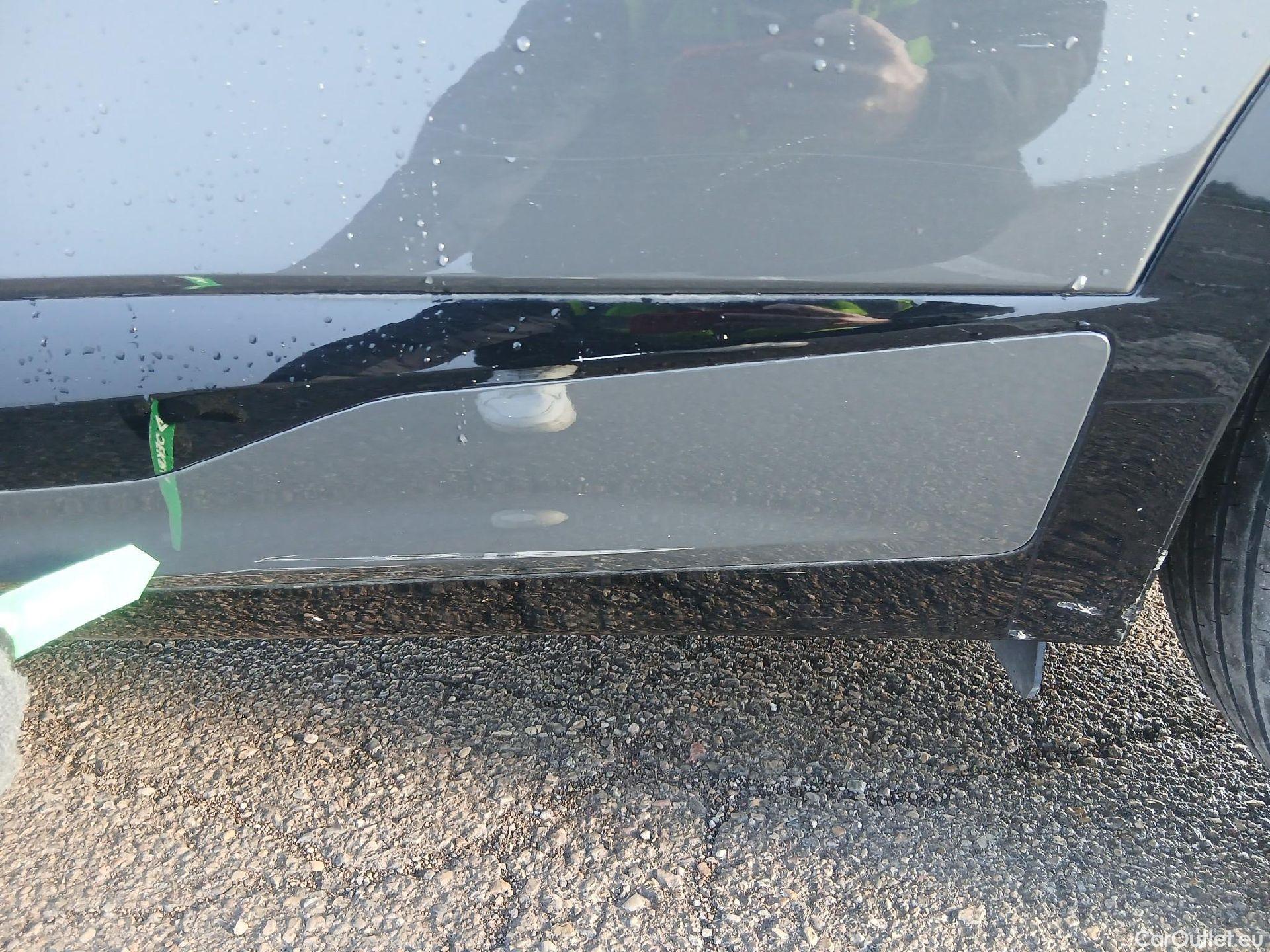  KIA  Sportage KIA  / 2022 / 5P / todoterreno 1.6 T-GDi HEV 171kW (230CV) GT-line 4X2 #14