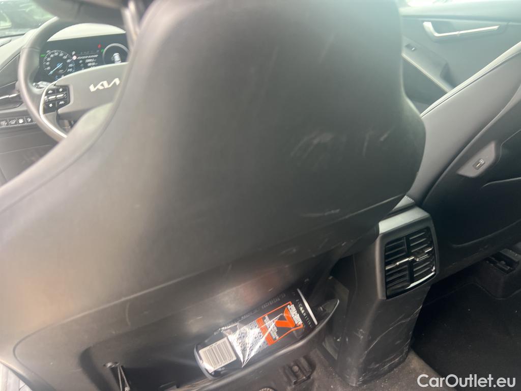  KIA  Niro KIA  / 2022 / 5P / crossover 1.6 GDi PHEV 135kW (183CV) Emotion #10