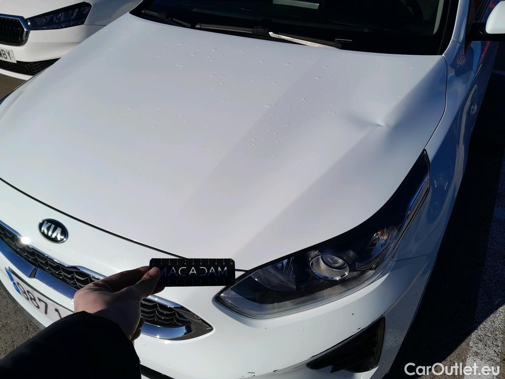  KIA  Cee'd KIA Ceed / 2018 / 5P / berlina con portón 1.0 T-GDi 88kW (120CV) Concept #7