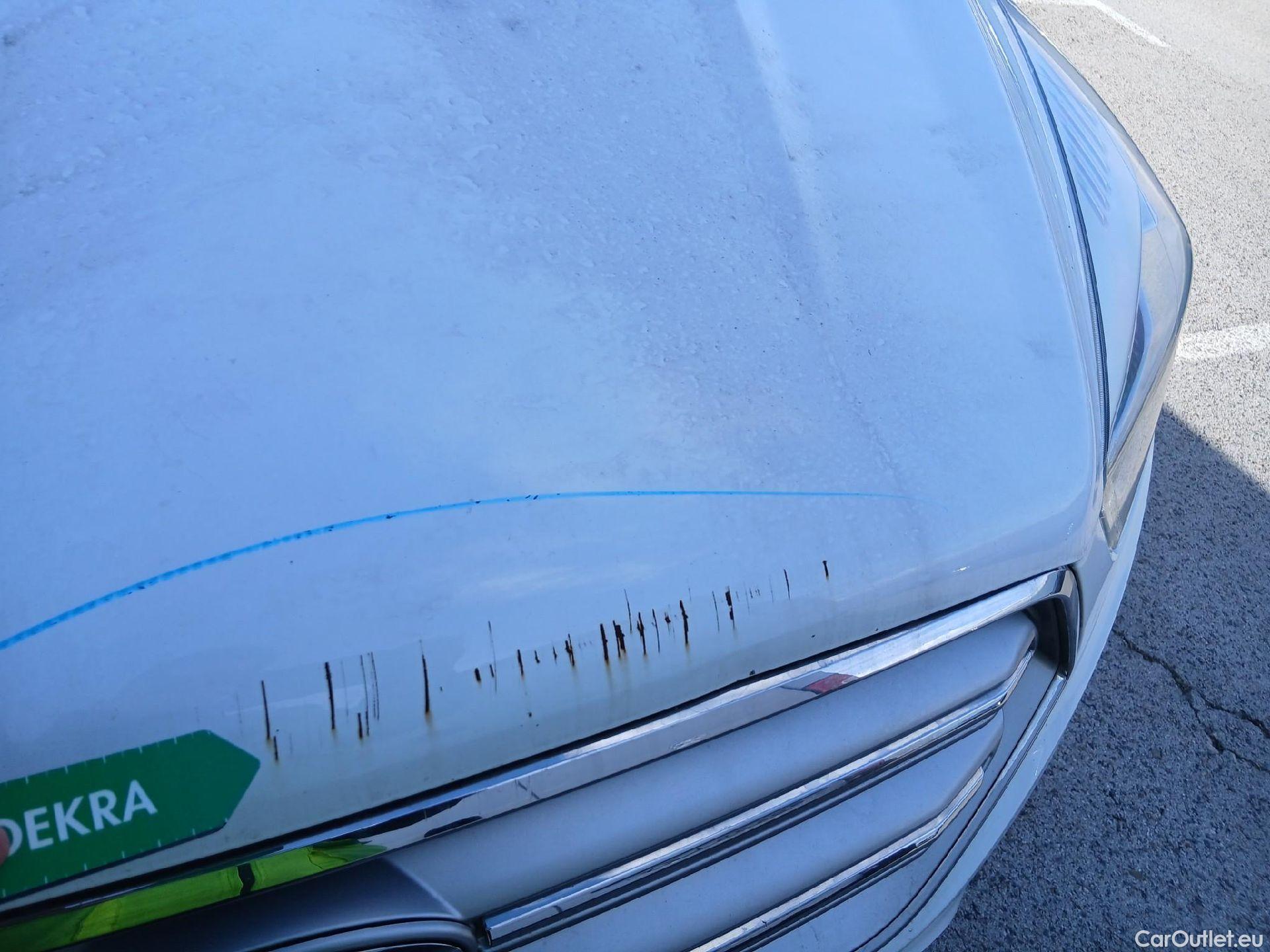  Ford  Kuga FORD  / 2016 / 5P / todoterreno 1.5 EcoBoost 88kW 4x2 Trend+ (CX) #6