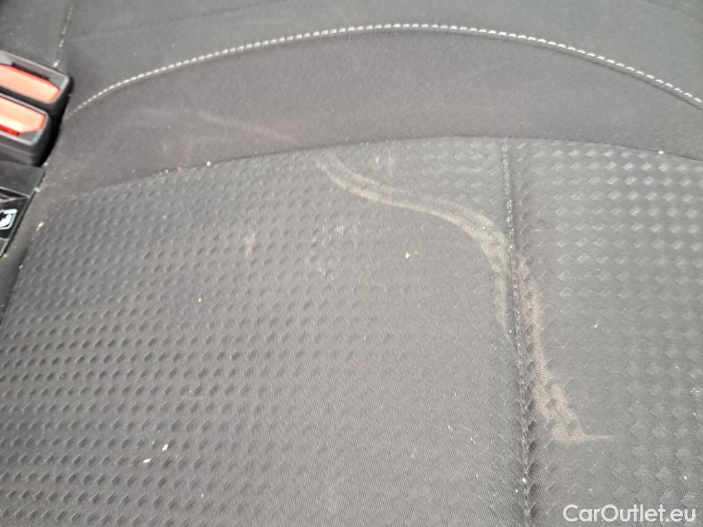  Ford  Focus FORD  / 2018 / 5P / familiar 1.5 Ecoblue 88kW Trend+ Auto Sportbr. #6