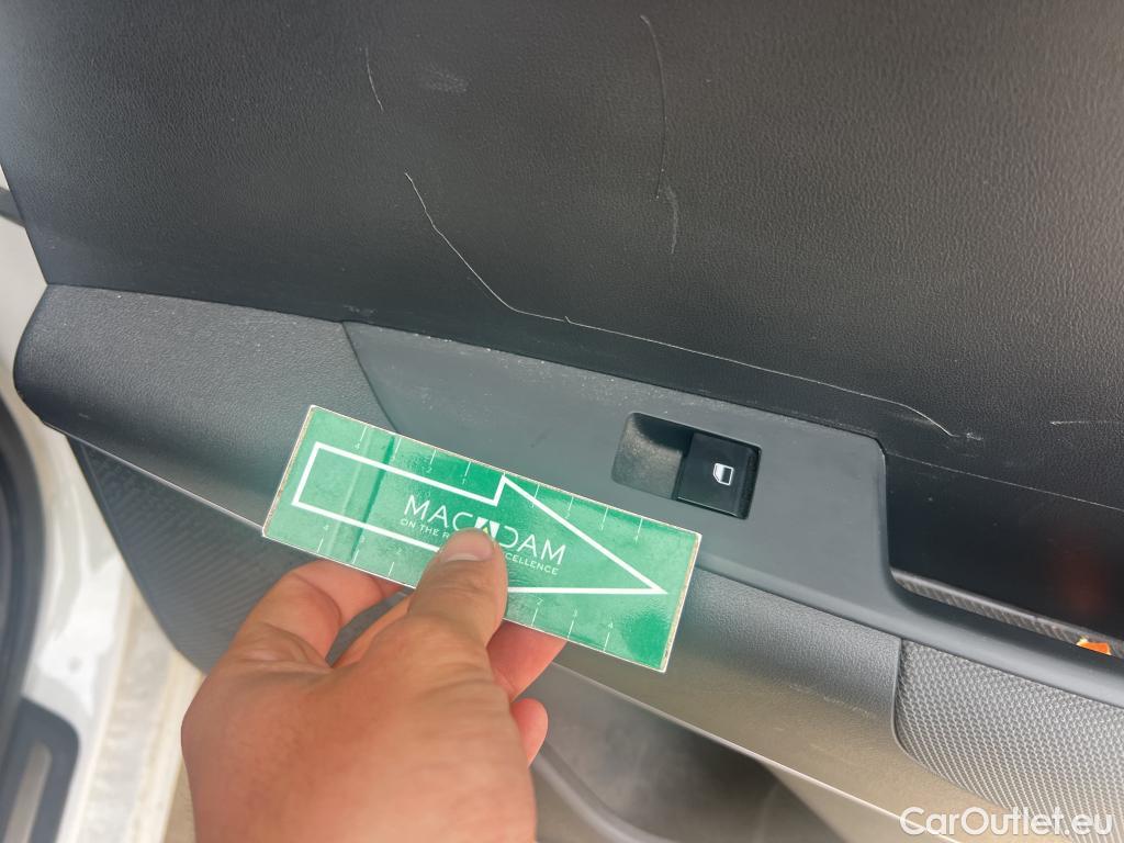  KIA  Niro KIA  / 2022 / 5P / crossover 1.6 GDi PHEV 135kW (183CV) Emotion #18