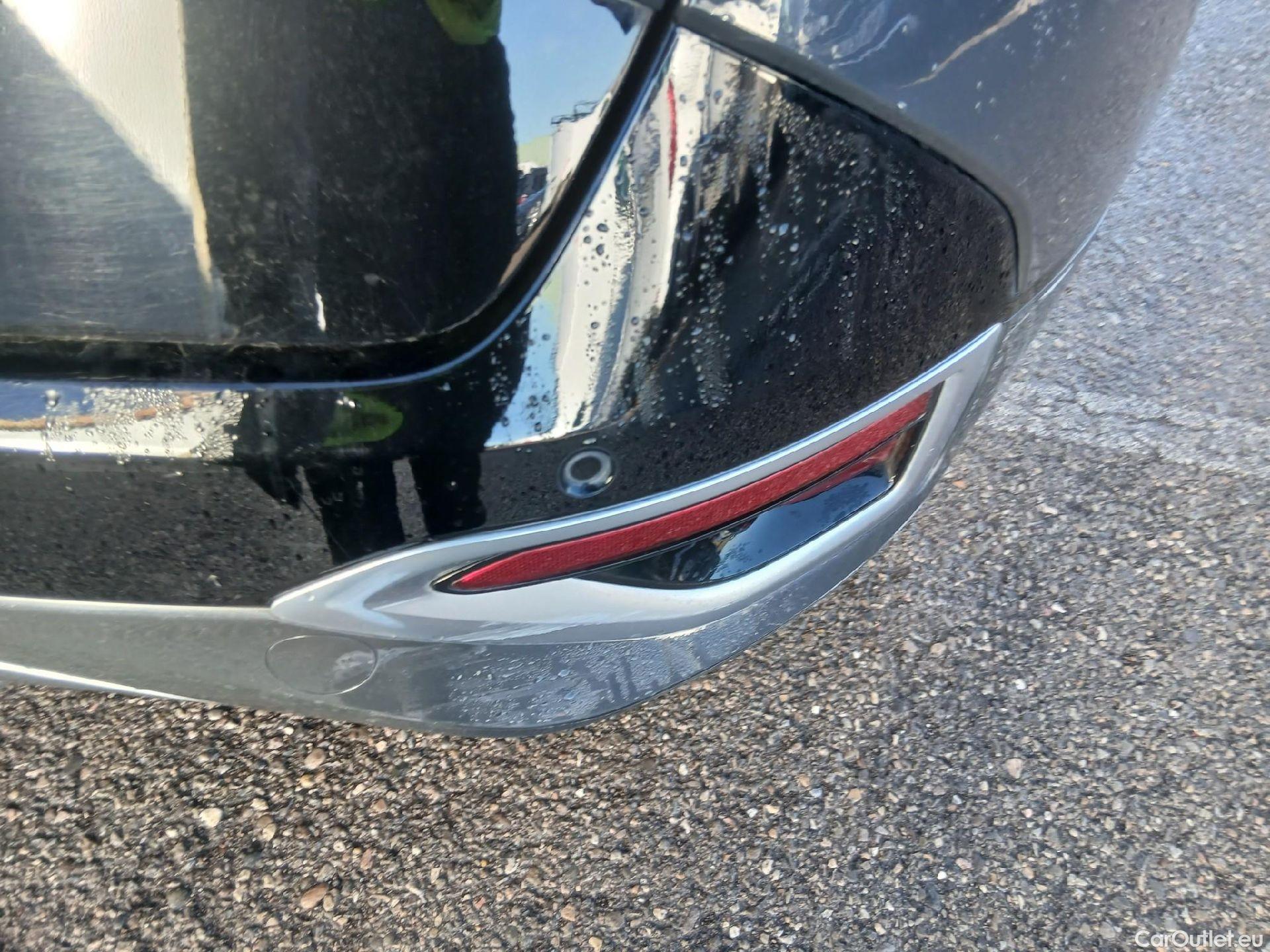  KIA  Sportage KIA  / 2022 / 5P / todoterreno 1.6 T-GDi HEV 171kW (230CV) GT-line 4X2 #16