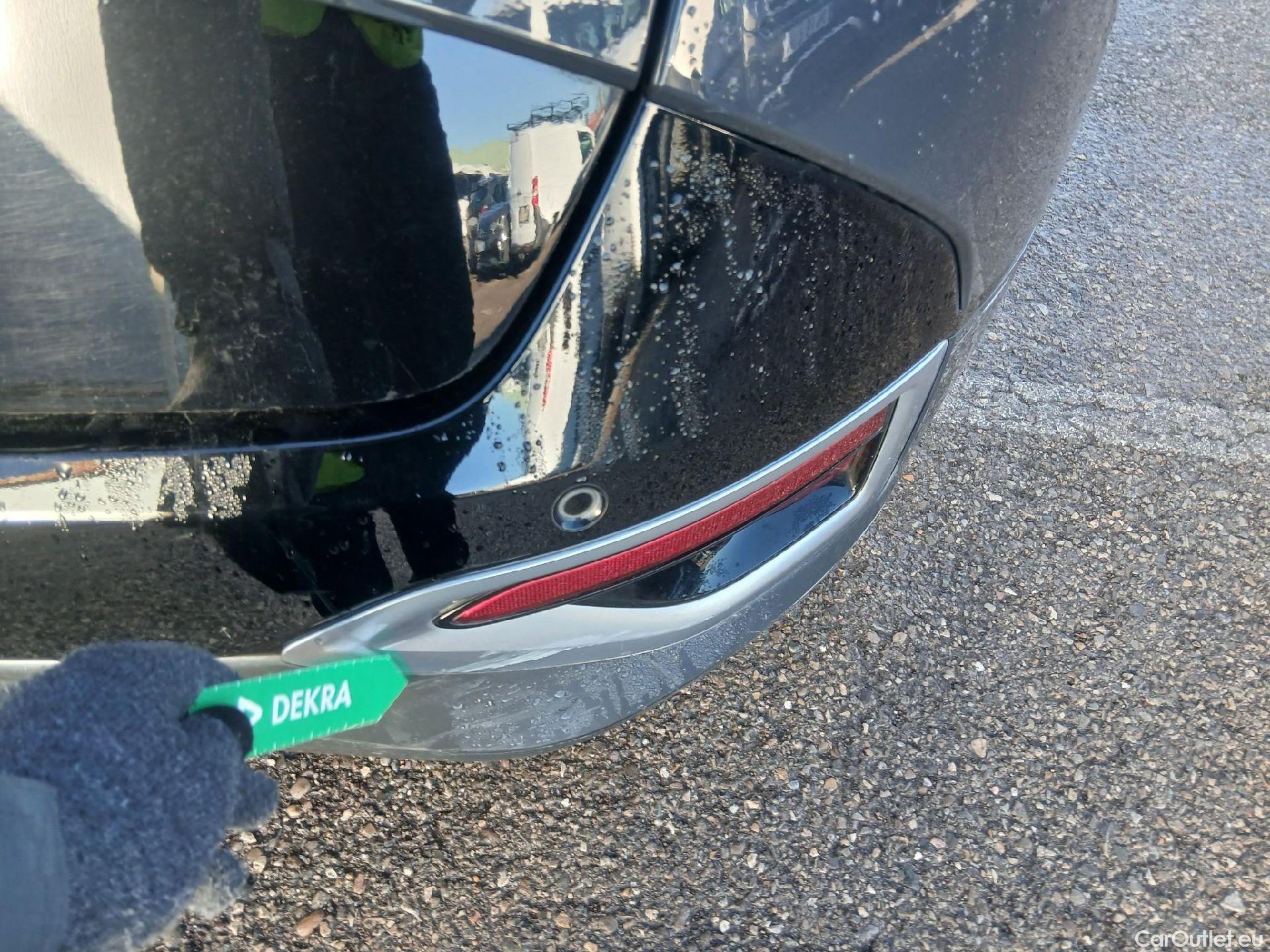  KIA  Sportage KIA  / 2022 / 5P / todoterreno 1.6 T-GDi HEV 171kW (230CV) GT-line 4X2 #17