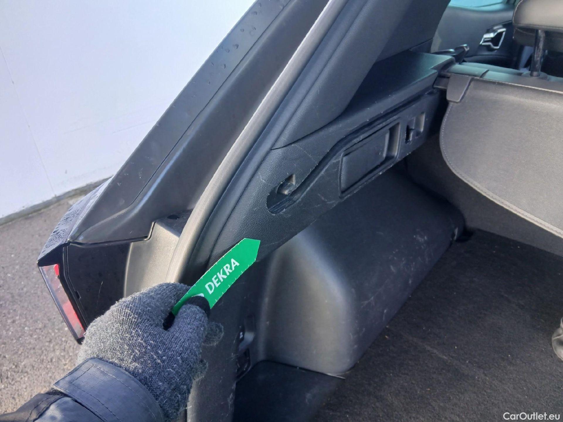  KIA  Sportage KIA  / 2022 / 5P / todoterreno 1.6 T-GDi HEV 171kW (230CV) GT-line 4X2 #35