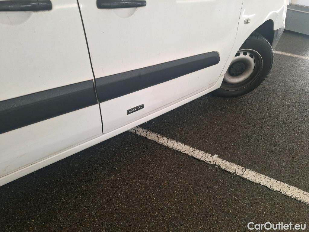  Citroen  Berlingo  Fourgon Club L1 (Court) 1.6 BlueHDi 100CV BVM5 E6 #27