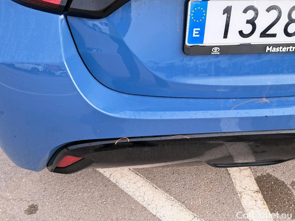  Toyota  Yaris TOYOTA  / 2020 / 5P / berlina con portón 1.5 120H Style #7