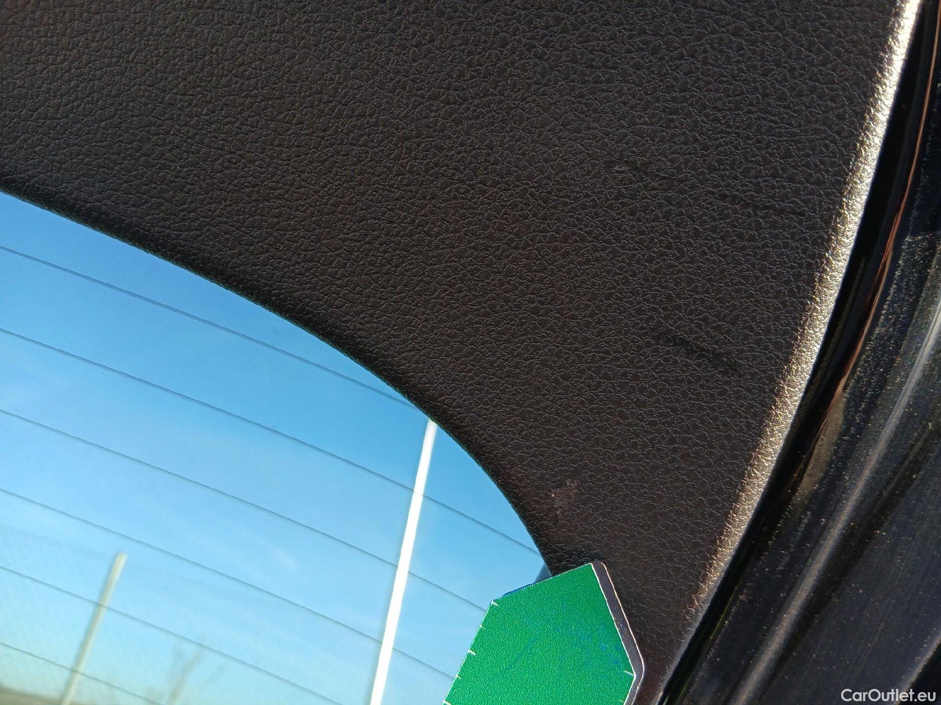  Volkswagen  Passat VOLKSWAGEN  / 2019 / 5P / familiar Variant Executive 2.0 TDI 110kW DSG #30