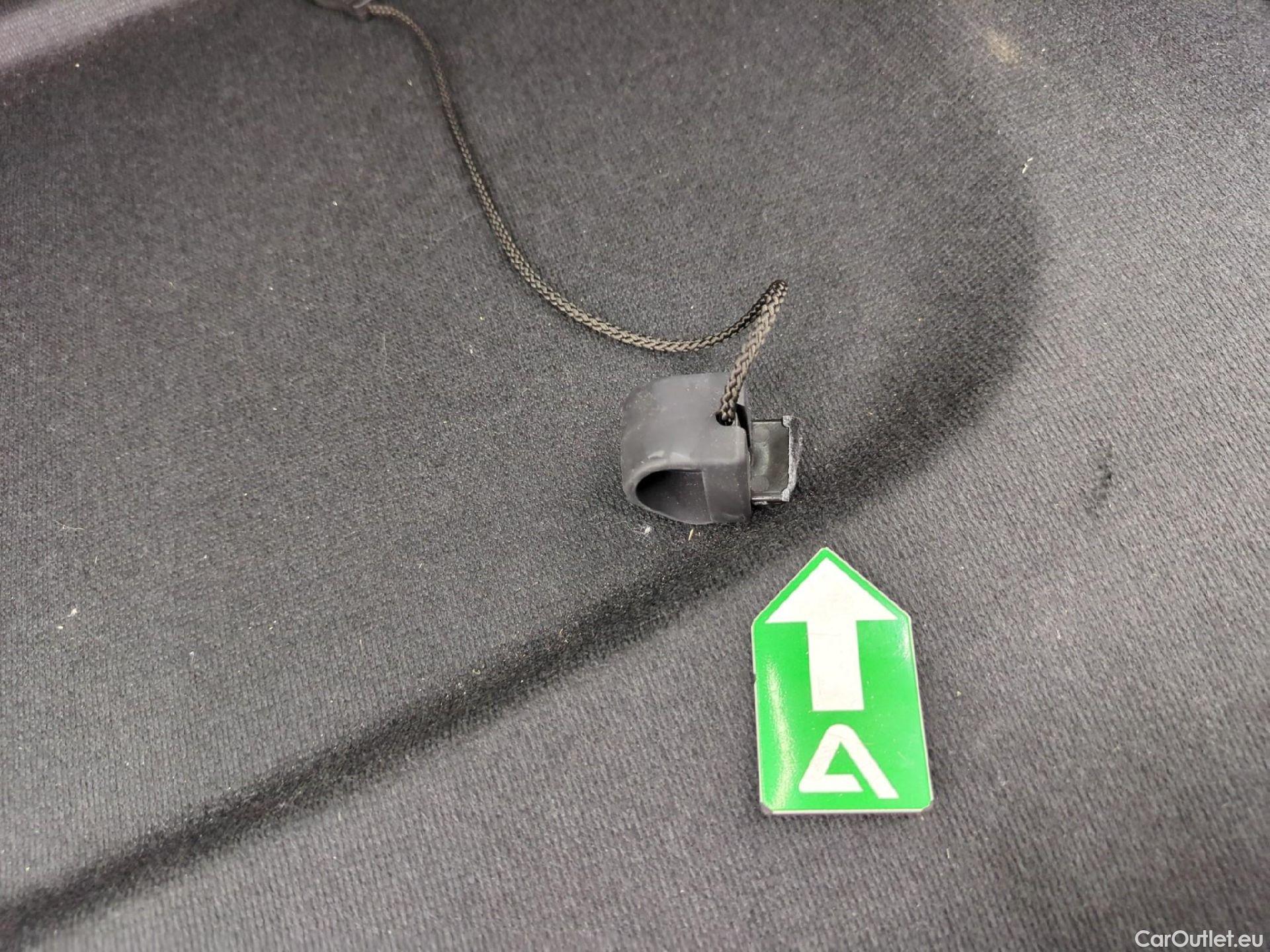  Bmw  Serie 1 Série 1 Berline 118 i M Sport 1.5 135CV BVA7 E6d #1